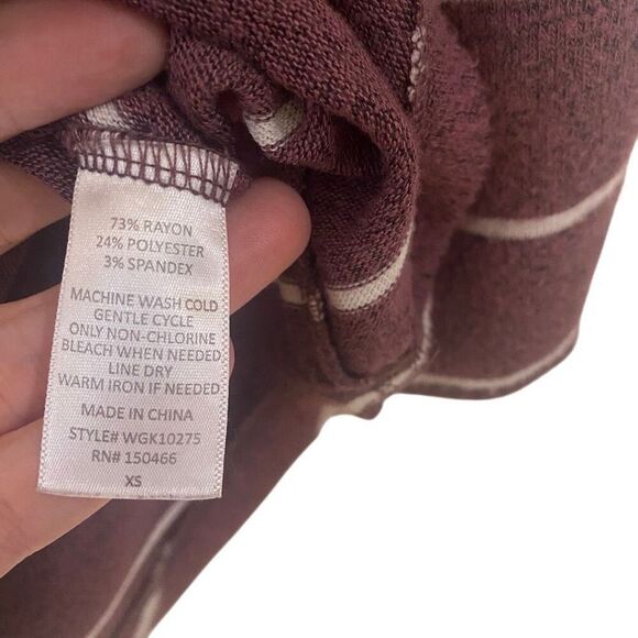 Market Spruce XS long sleeve red and white striped soft fuzzy crew neck - Picture 3 of 5